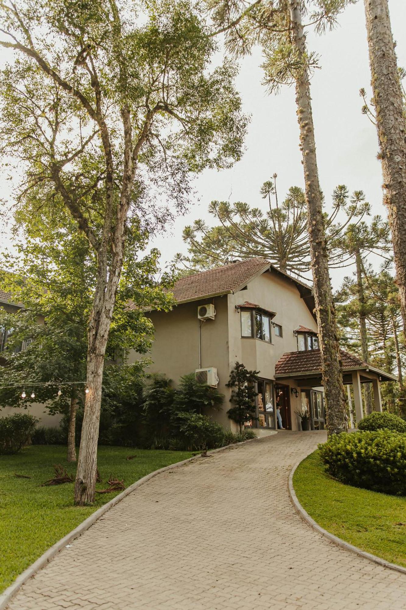 Pousada Golden Hills Canela Exterior photo